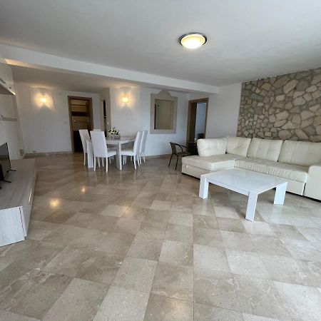Villa Cube Premantura Luaran gambar